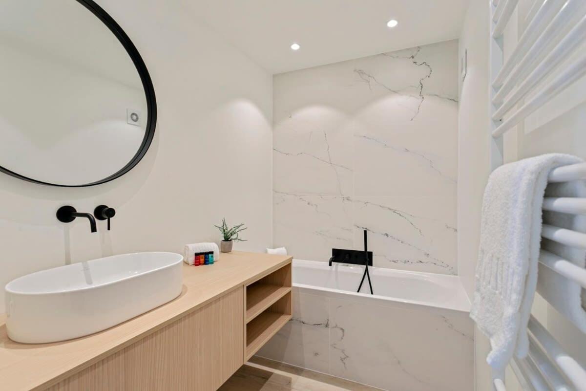 Huswell - Stylishly Refurbished With Sea View Appartement